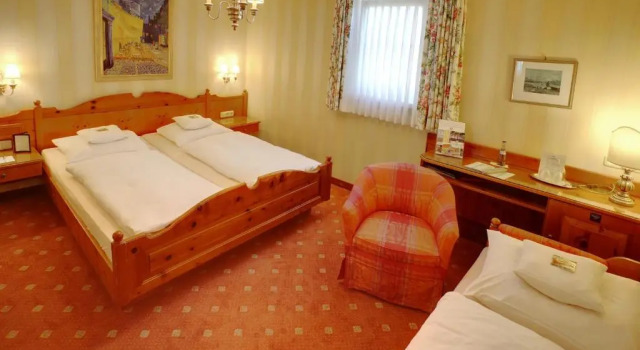 Трёхместный номер Standard Hotel Brauereigasthof Landwehr-Bräu