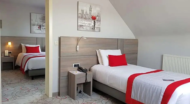 Трёхместный номер Standard Ibis Styles Charleroi Airport Aero 44