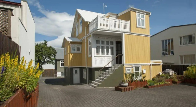 Apartment Grettisgata 50, Забронировать Апартаменты/квартира Отели Хёвюдборгарсвайдид с парковкой, Парковка