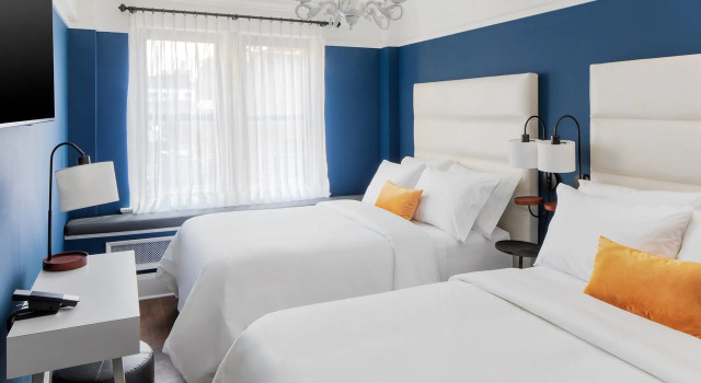 Четырёхместный номер Standard voco The Franklin New York by IHG