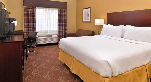 Люкс Comfort Inn & Suites Sharonville - Cincinnati North