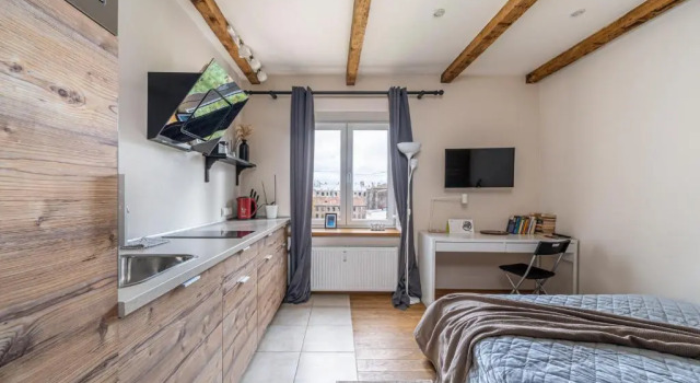 Студия Deluxe Trendy Top-Floor Stay in Heart of Riga, Near Bars & Culture
