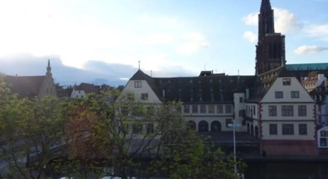 A Lill - Apparts & Studios Strasbourg Hyper Centre, Забронировать Апартаменты/квартира Отели Страсбурга с парковкой, рядом с Площадь Республики, Парковка
