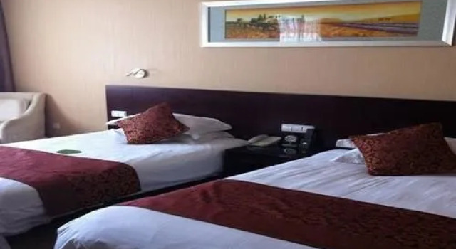 Honghe Hotel