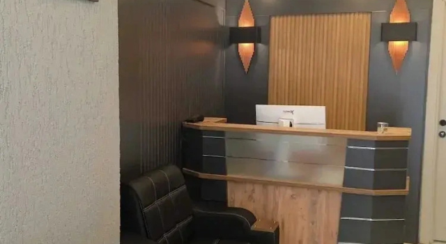 Yellow Bull Istanbul hotel, Забронировать Апартаменты/квартира Отели Стамбула с парковкой, рядом с Башня Беязит, Парковка