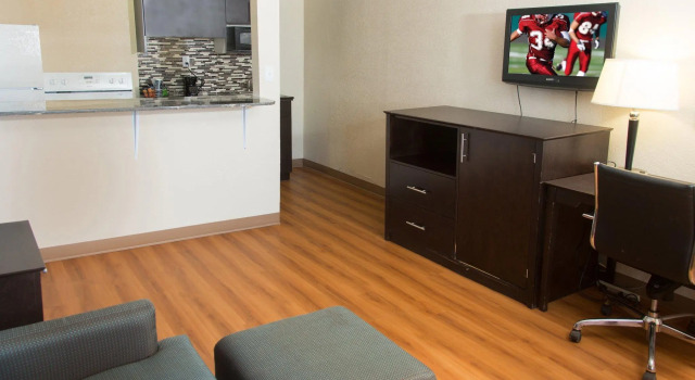 Четырёхместный люкс с 2 комнатами Red Roof Inn Ardmore