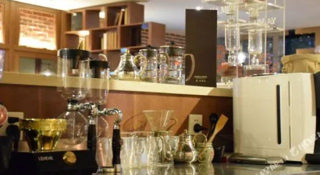 Люкс James Joyce Coffetel Qinhuangdao People Park Plaza