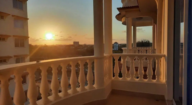 Апартаменты Comfort Stay.Plus Queen's Royal Apartments Nyali