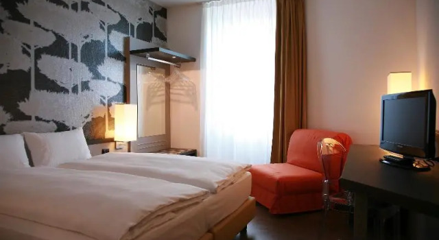 Двухместный номер Superior с балконом Hotel Internazionale Bellinzona
