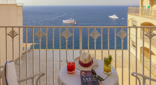 Двухместный номер Standard с балконом Grand Hotel Riviera