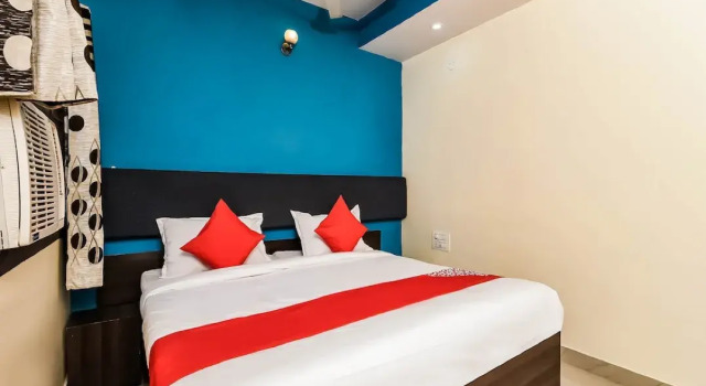 OYO 40924 Hotel Sr Grand, Rezervovat Hotel Kurnool Andhra Pradesh