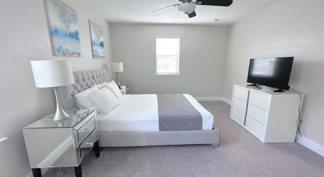 Коттедж Balmoral Resort-195mcv 4 Bedroom Home by RedAwning