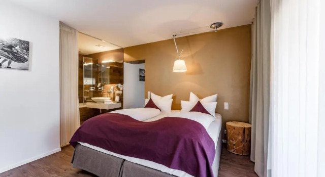 Полулюкс Boutique Hotel Villa Lago