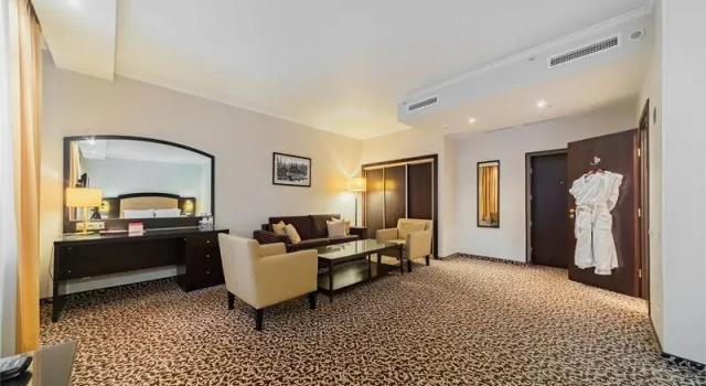 Modus Twin Junior Suite Arbat Hotel