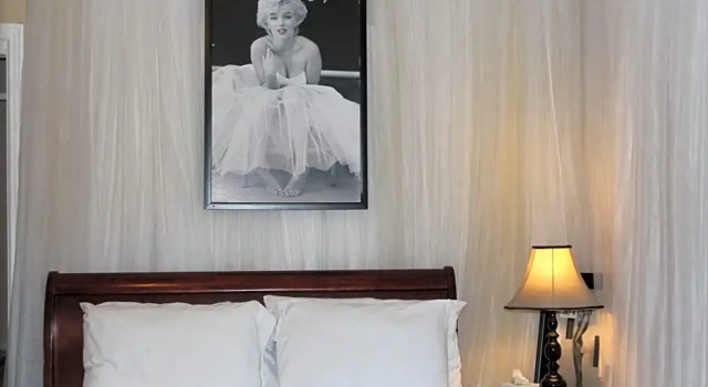 Hollywood Dream Suites