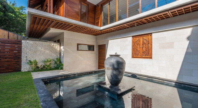 Villa Rusa Biru