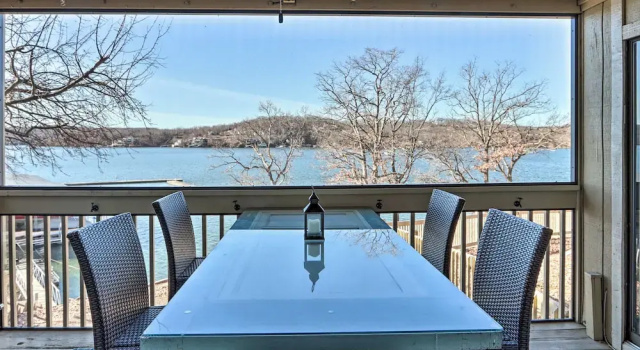 Апартаменты c 1 комнатой с балконом Scenic, Convenient Lake of the Ozarks Resort Condo