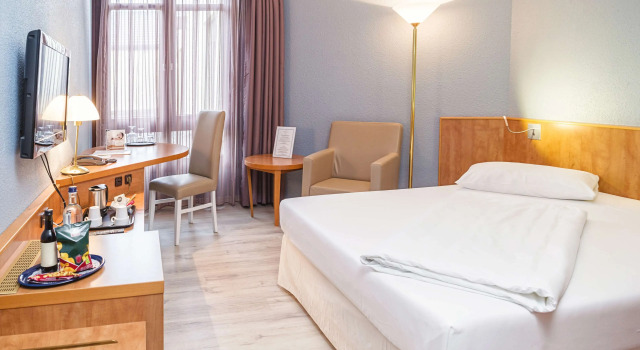Двухместный номер Standard Golden Tulip Bielefeld