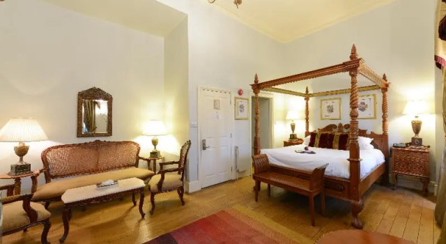 Номер Standard с балконом Twenty Nevern Square Hotel