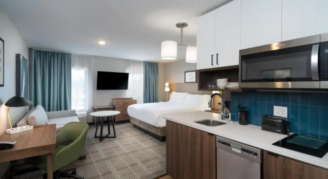 Люкс Staybridge Suites Louisville - East by IHG