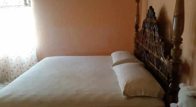 Residential Family Home, Забронировать Отель Отели Ocho Rios Coast 3 звезды, 3*