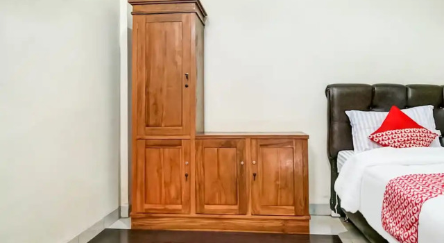 Люкс OYO Life 91160 Wisma Srijaya Syariah