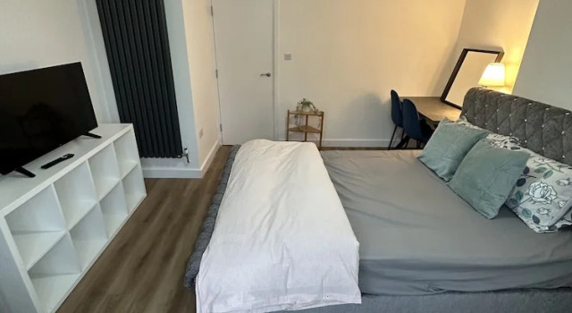 Lovely 1-bed Studio Near Canary Wharf, London