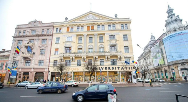 Red Hotel Downtown Unirii, Varaa Hotelli Cluj-Napoca 