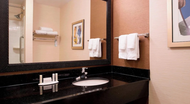 Люкс Fairfield Inn by Marriott