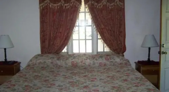 Green's Palace Jamaica, Rezerwuj Hotel Hotele w Ocho Rios Coast z parkingiem, Parking