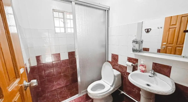 Коттедж Nucasa Transient House In Baguio