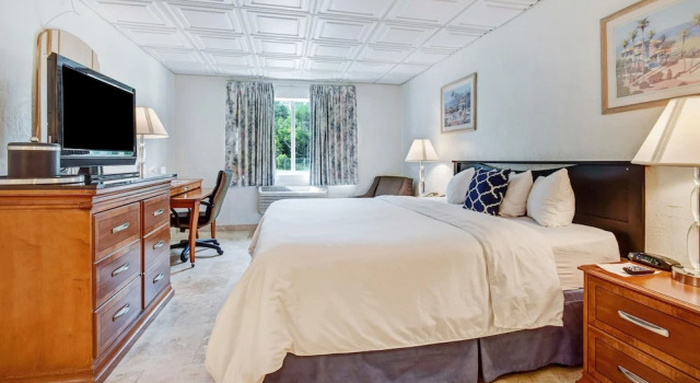 Номер Standard Key Largo Inn