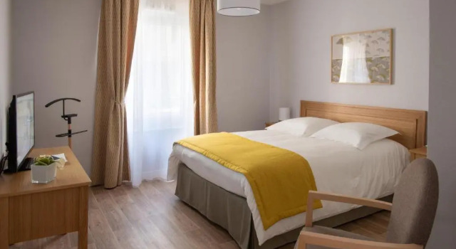 DOMITYS - Les Papillons d'Azur, Book Hotel Hoteller i Aisne med pool, Swimmingpool