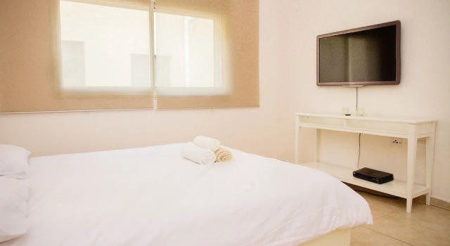 Апартаменты Comfort KAV Apartments -HaYarkon St. 30