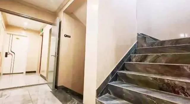 Kumquat E-sports Homestay (Tianjin Binhai Airport), Rezerwuj Hotel Hotele w Tianjin Province z parkingiem, Parking
