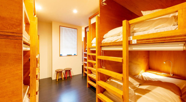Кровать в общем номере plat hostel keikyu asakusa karin
