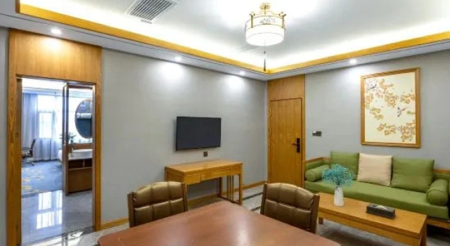 Семейный люкс Luxury Tonghui Garden Hotel