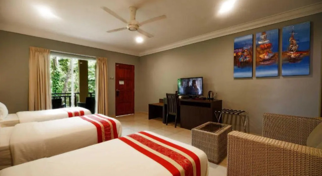 Трёхместный номер Executive Tioman Dive Resort