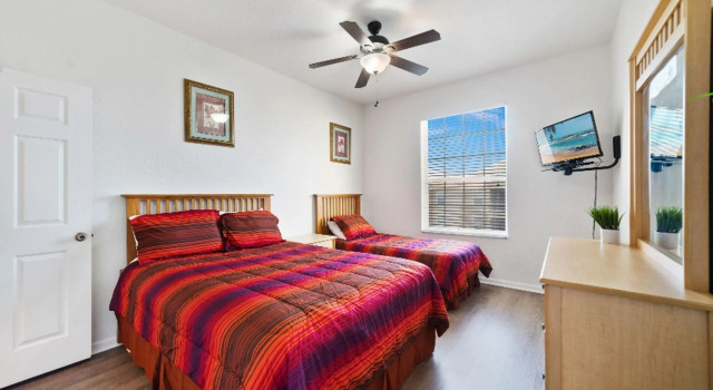 10 Min. To Disney - Gated Resort With Large Heated, Four Corners