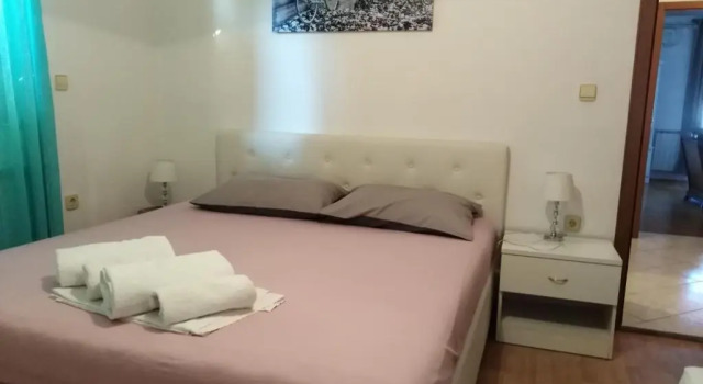 Apartments Svetić, Забронировать Апартаменты/квартира Отели Приморско-Горанской жупания с парковкой, Парковка