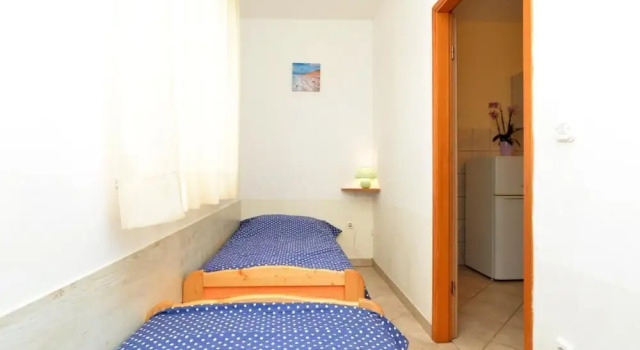 Cozy Apartment With Terrace and BBQ, Prenota Appartamento Valbandon Istria