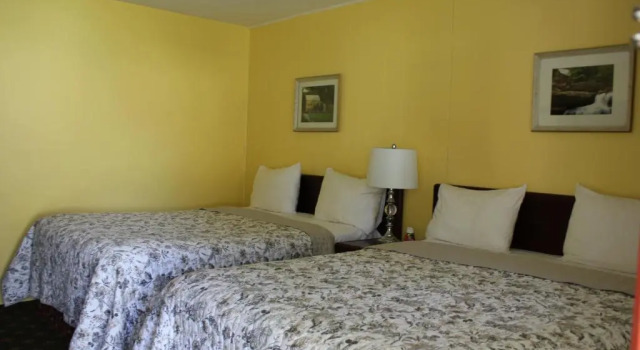 Четырёхместный номер Standard Imperial Inn Thousand Islands