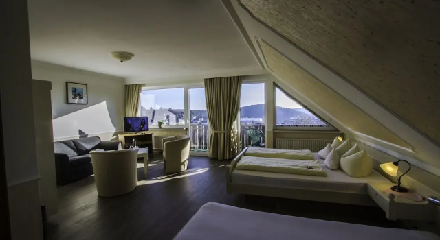 Двухместный номер Standard с балконом Hotel Schneider