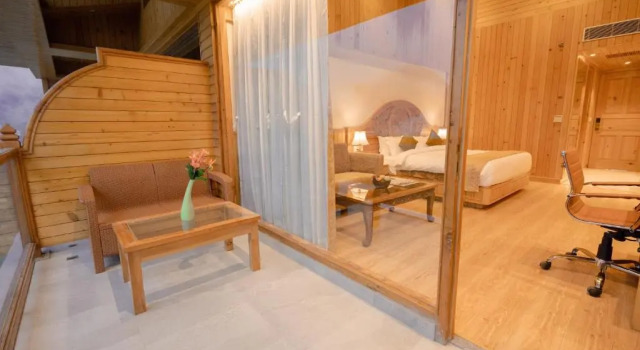 Двухместный номер Deluxe с балконом Tiaraa Hotels & Resorts - A Luxury Resort Manali