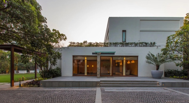 Номер Standard The Manor - New Delhi