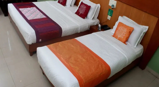 OYO 2410 Nerambally Hotel Mysore, Varaa Hotelli Hotellit Bangalore aamiaisella, Aamiainen