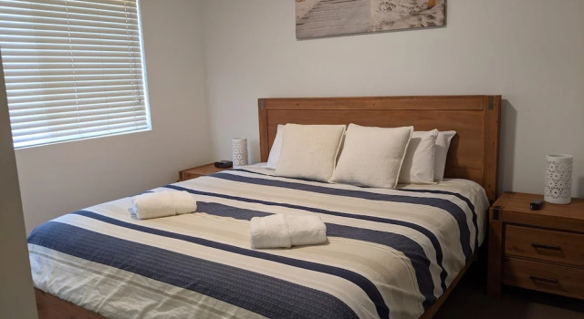 Номер Standard с 2 комнатами с балконом и с видом на сад Moorings Beach Resort