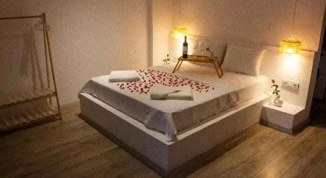 Люкс Standard Aloha Suites Mediterranean