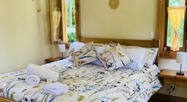 Casa del Rio en MINDO, Rezervați Hotel Hoteluri în Mindo cu parcare, Parcare