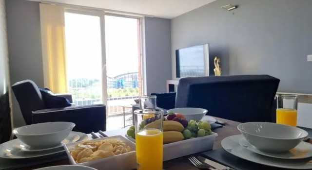 Апартаменты Luxury 1 bed Apartment Beautiful View With Parking